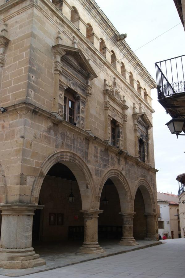 Hostal Can Barrina Arnés Kültér fotó