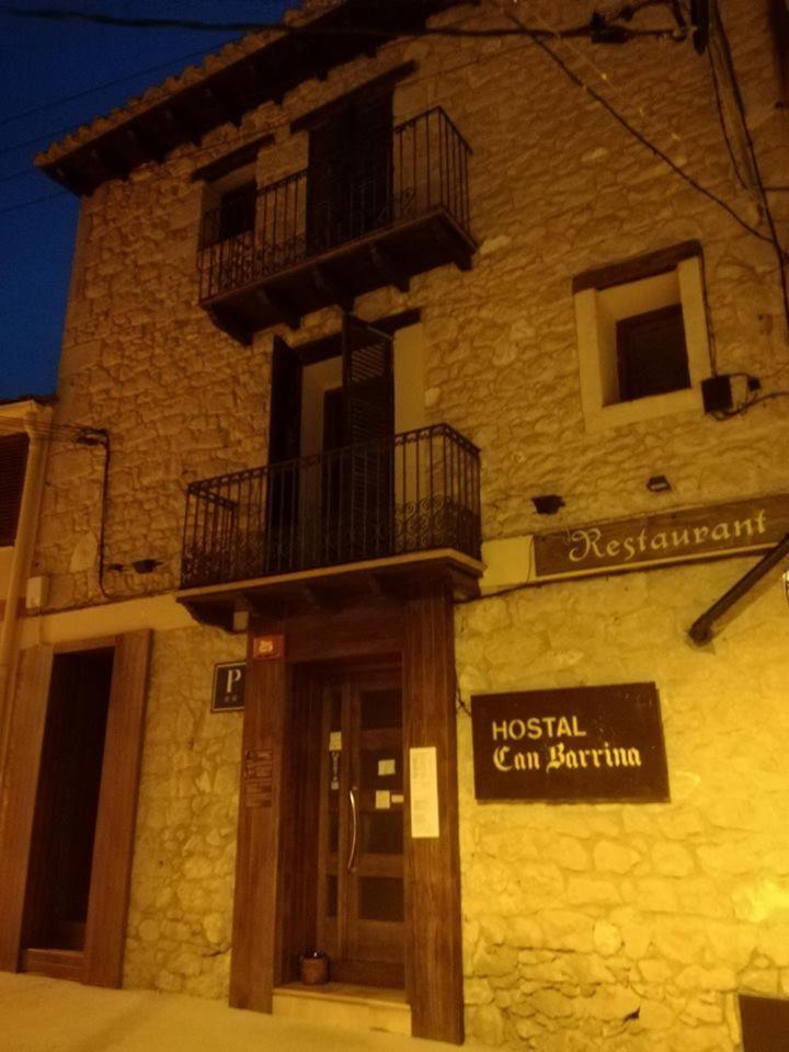 Hostal Can Barrina Arnés Kültér fotó
